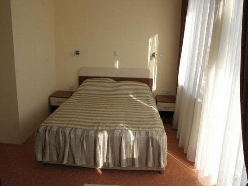 Hotel Istatov Nov Dojran Ruang foto