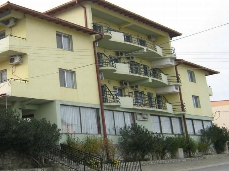 Hotel Istatov Nov Dojran Bagian luar foto